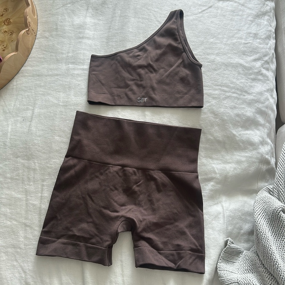 SET ACTIVE Sculptflex set in Pepper